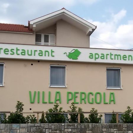 Villa Pergola Требинье Экстерьер фото